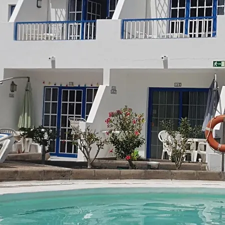 Atalaya 1st Floor Poolside Apartment *